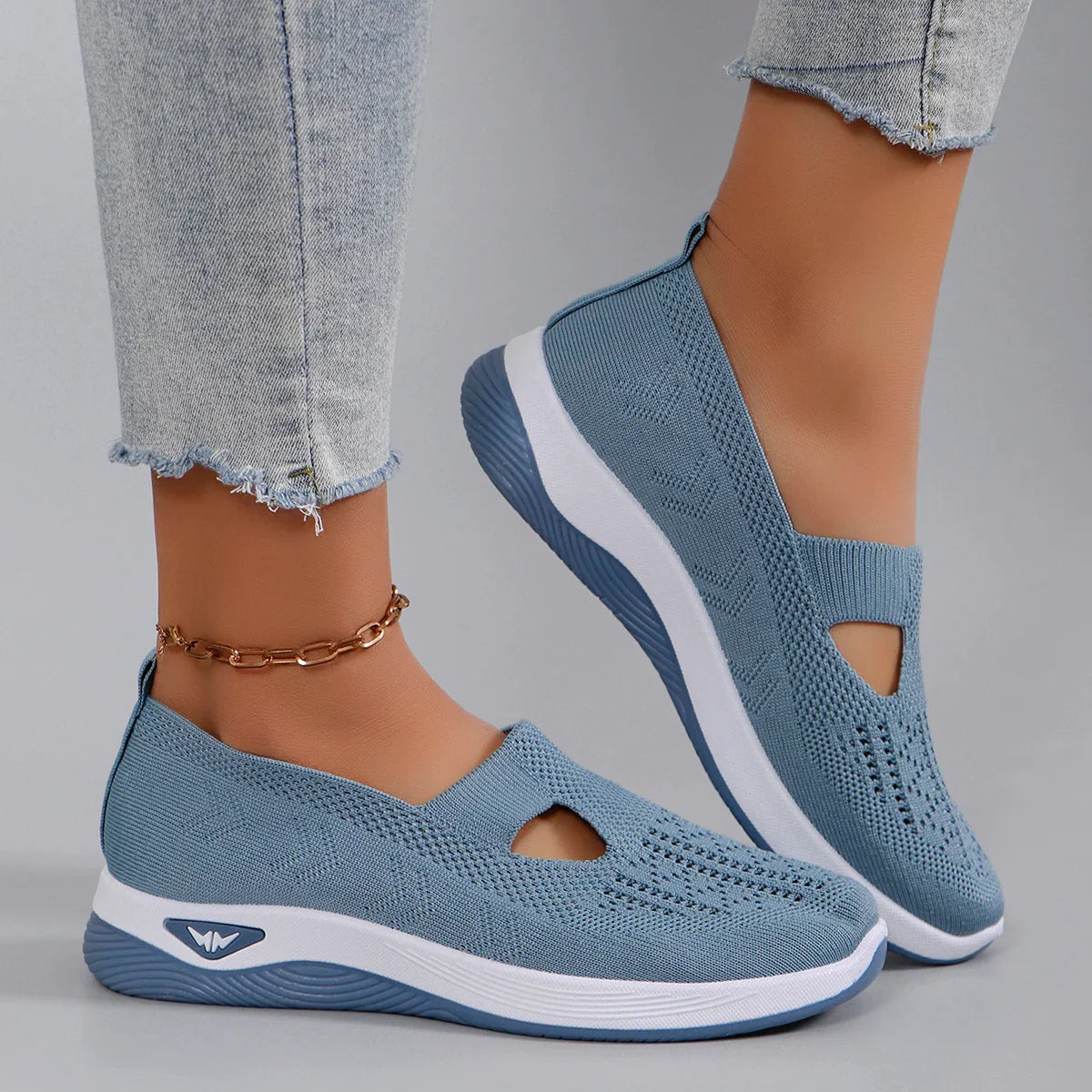 Barcelona Sneakers - Comfort and Convenience