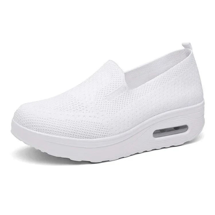 Merlina Slippers - Comfort and Convenience