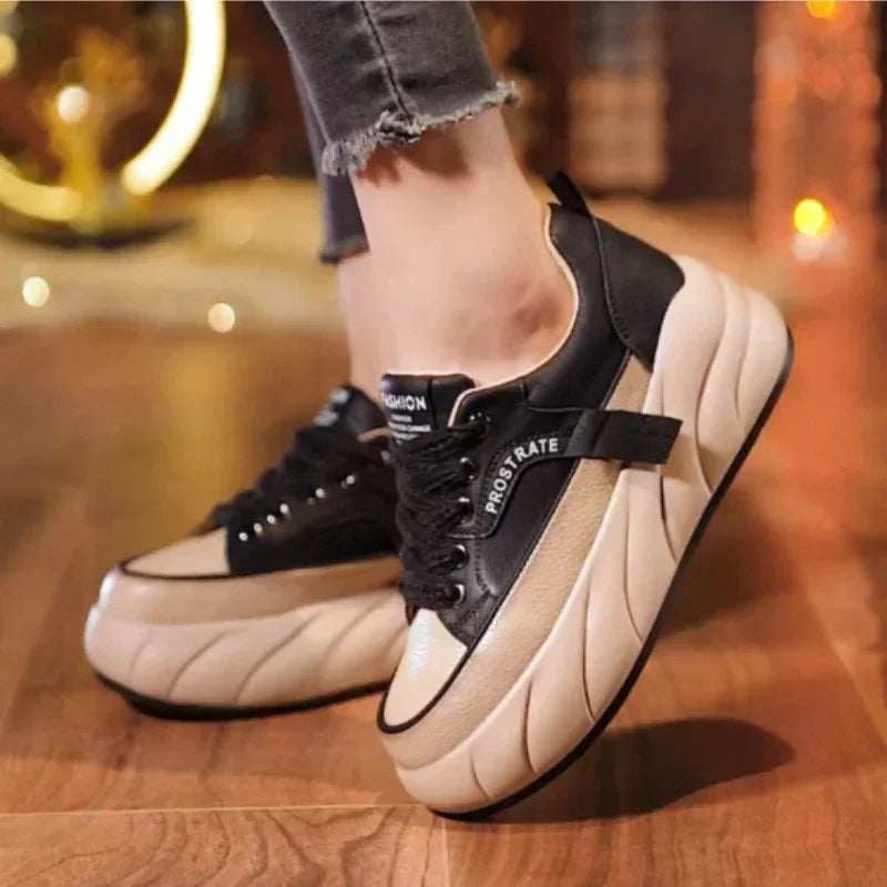 Venecia Shoes - Comfort and Convenience