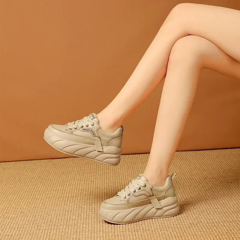 Venecia Shoes - Comfort and Convenience